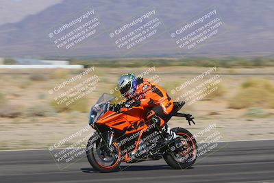 media/Nov-06-2023-Moto Forza (Mon) [[ce023d0744]]/3-Intermediate Group/Session 2 (Turn 14 Exit)/